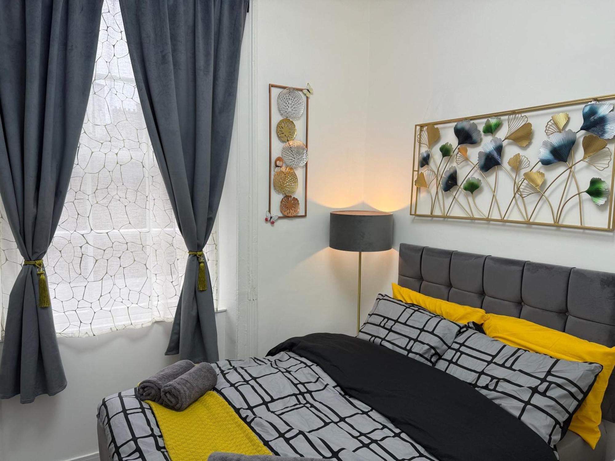 Luxury In Victoria, 7 Minutes Walk To Victoria Station, 5 Londra